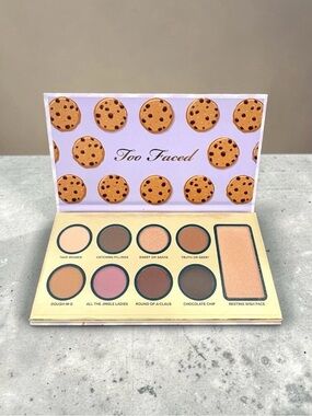 🍪 Too Faced Limited Edition Bake Shoppe Chocolate Chip Palette